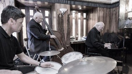 Live Musik - Tex Döring Trio